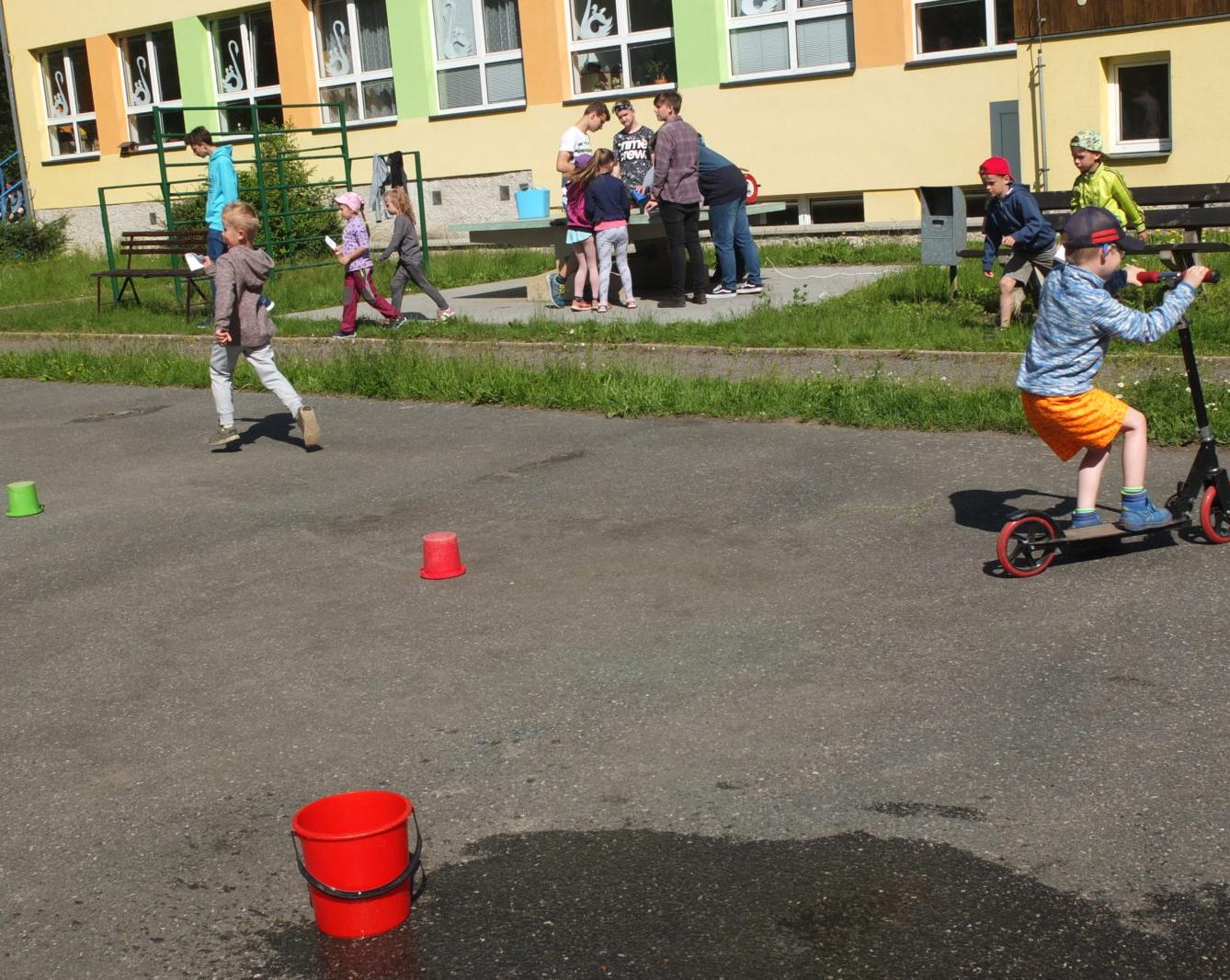 Hry s deváťáky - 35