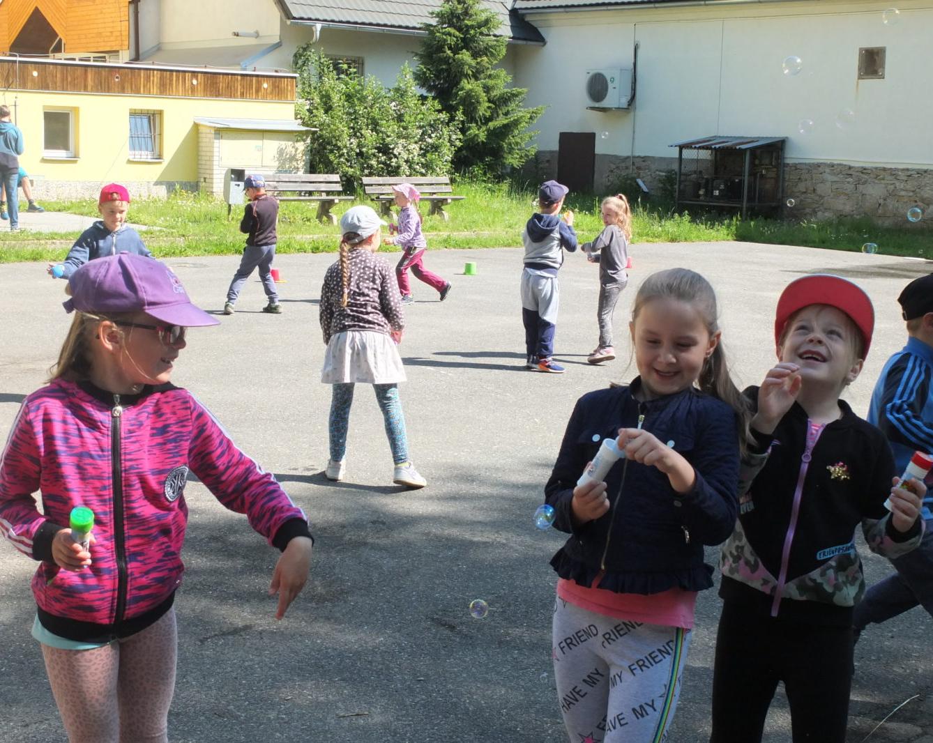 Hry s deváťáky - 50