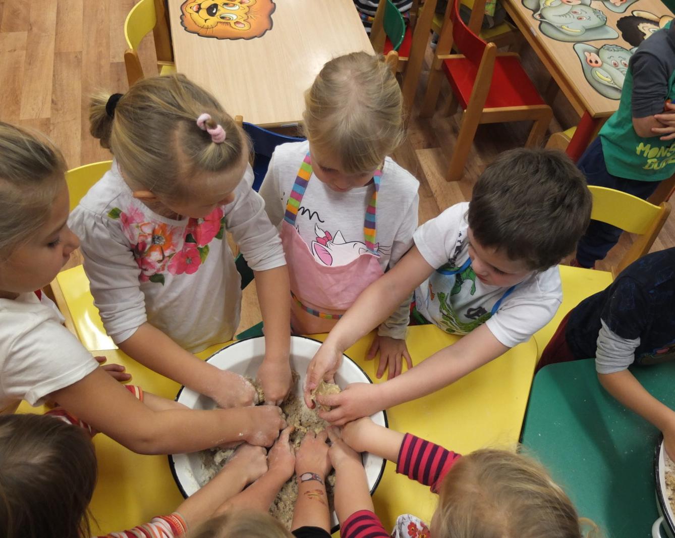 Pečení perníčků - 7