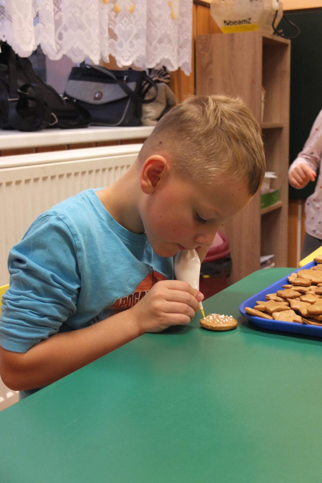 Pečení perníčků - 28