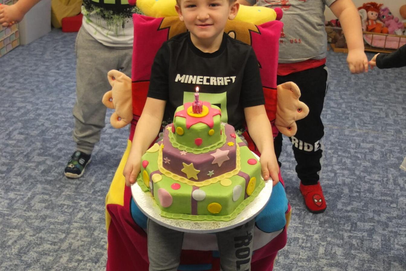 Tom a Šimonek mají narozeniny