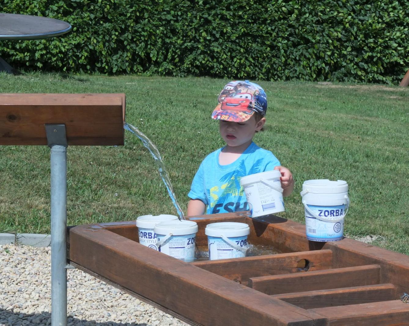 Den dětí v Pinguin parku - 31