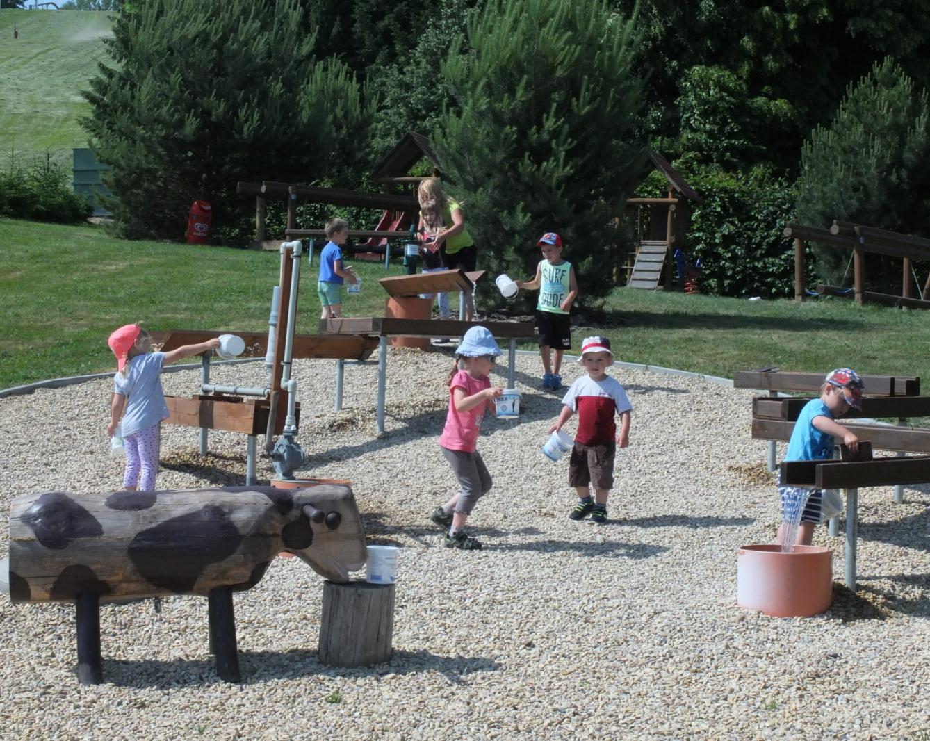 Den dětí v Pinguin parku - 48