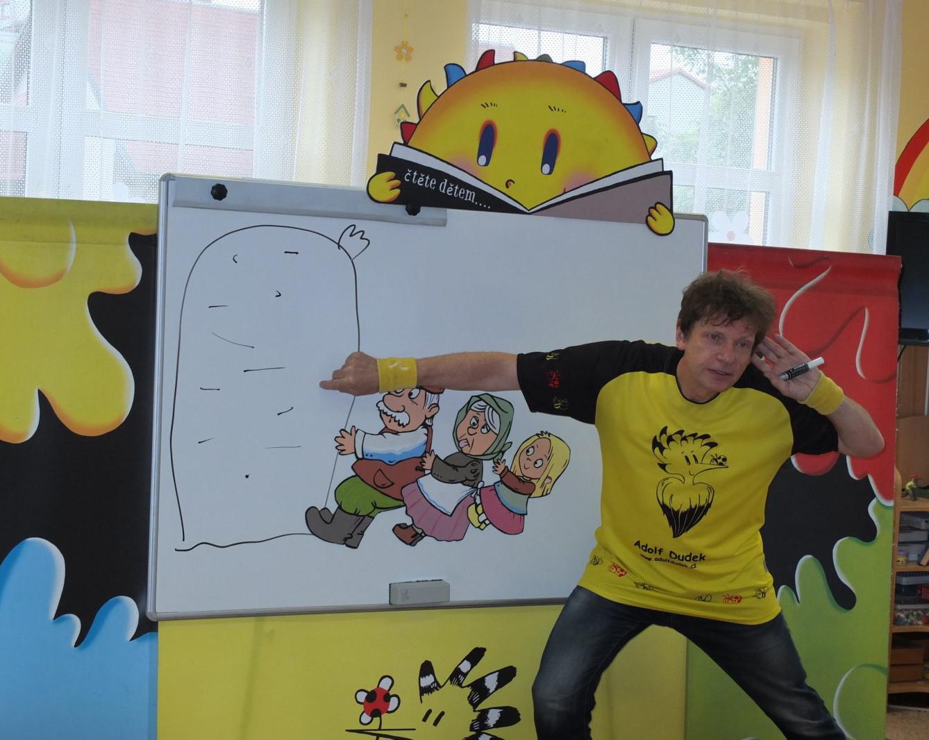 Ilustrátor Adolf Dudek v naší MŠ a loučení s předškoláky - 3
