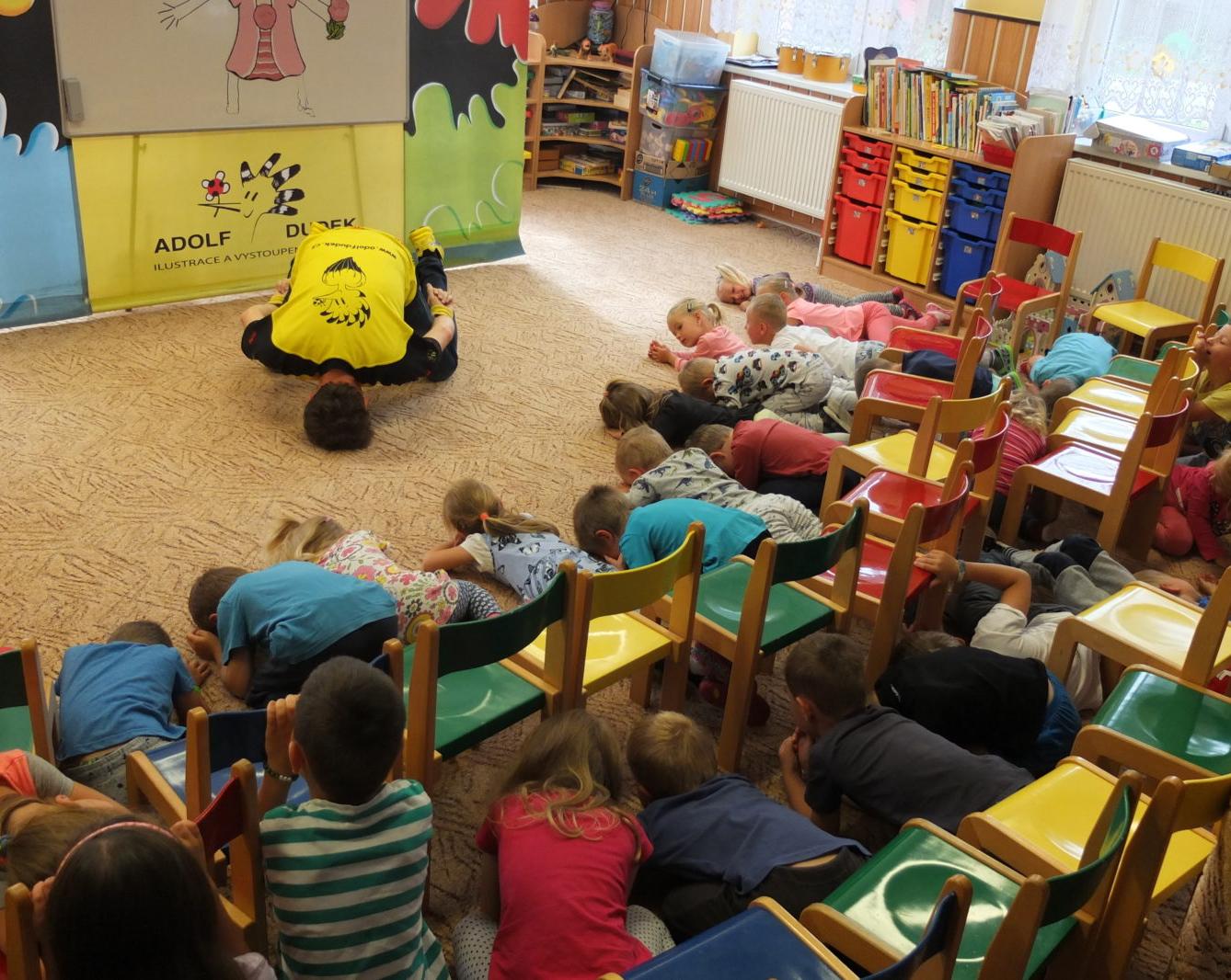 Ilustrátor Adolf Dudek v naší MŠ a loučení s předškoláky - 11