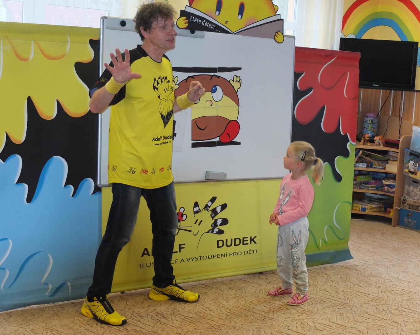 Ilustrátor Adolf Dudek v naší MŠ a loučení s předškoláky - 25