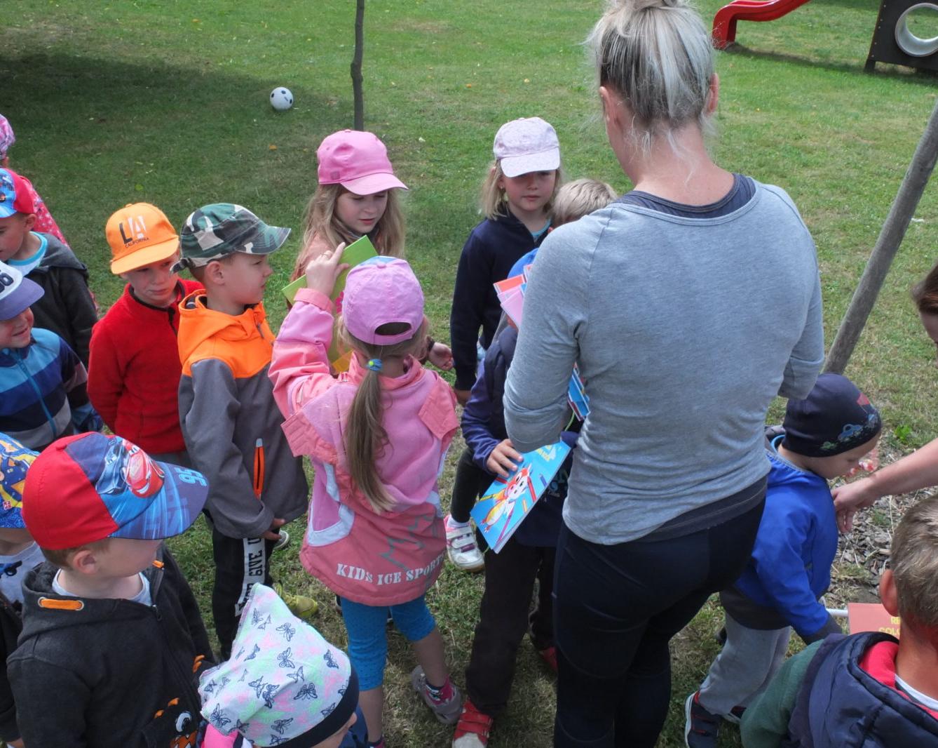 Ilustrátor Adolf Dudek v naší MŠ a loučení s předškoláky - 39