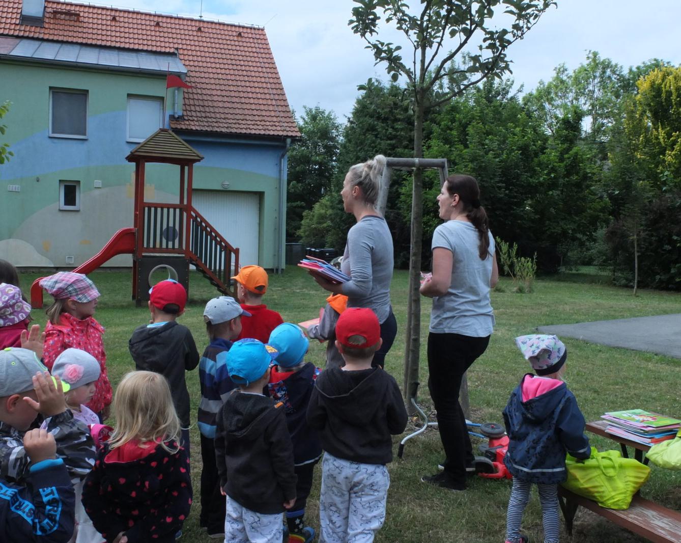 Ilustrátor Adolf Dudek v naší MŠ a loučení s předškoláky - 40
