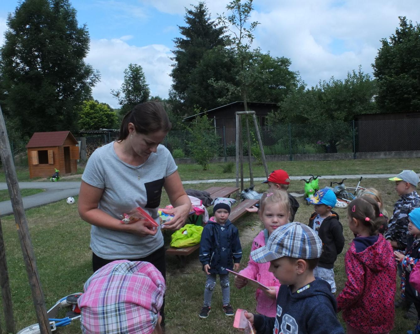 Ilustrátor Adolf Dudek v naší MŠ a loučení s předškoláky - 41