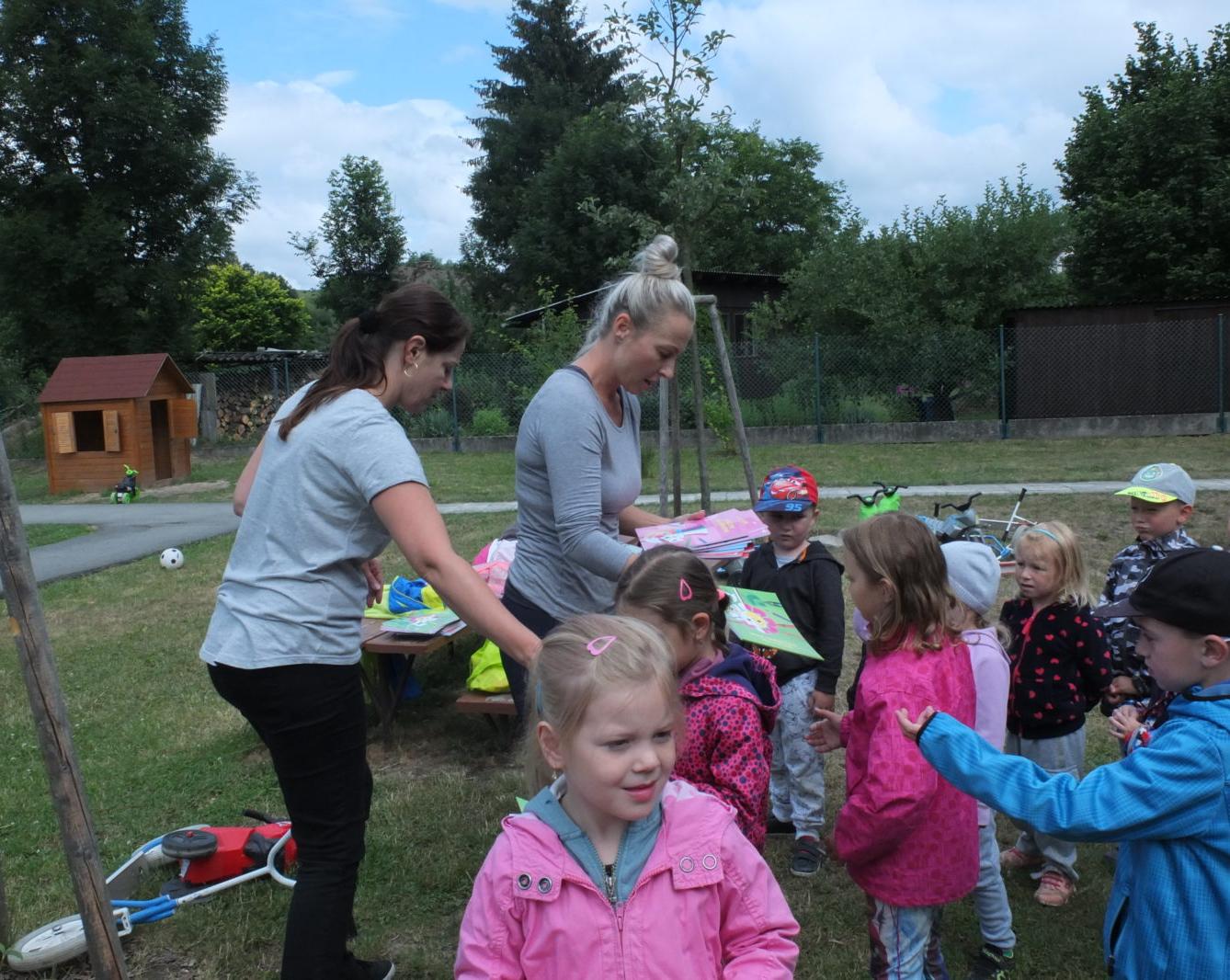 Ilustrátor Adolf Dudek v naší MŠ a loučení s předškoláky - 42