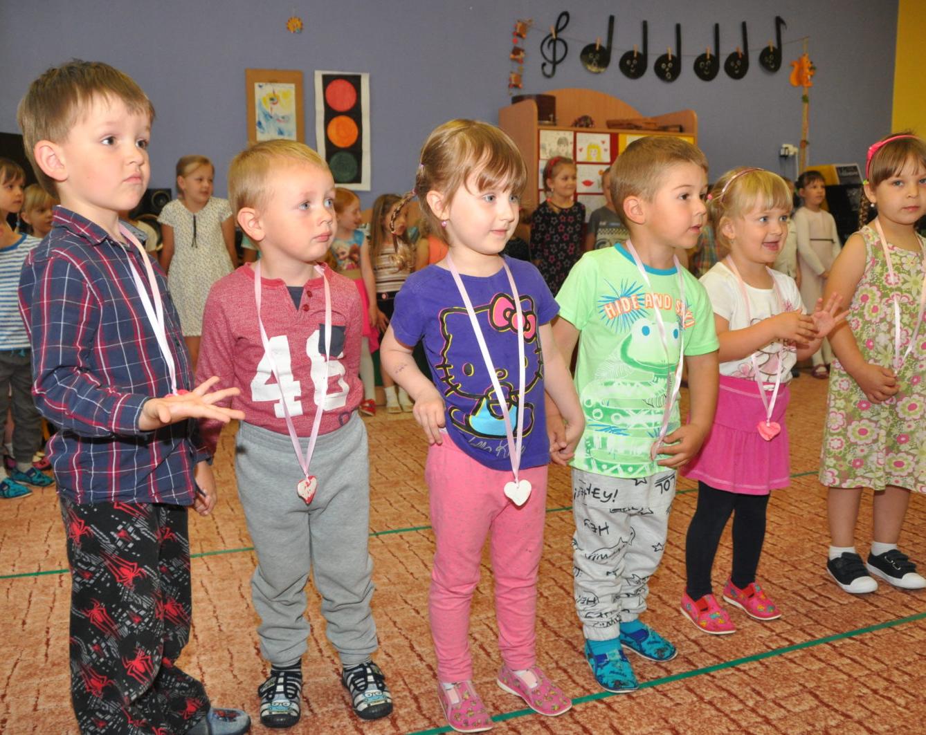 Besídka "Den maminek" - 12