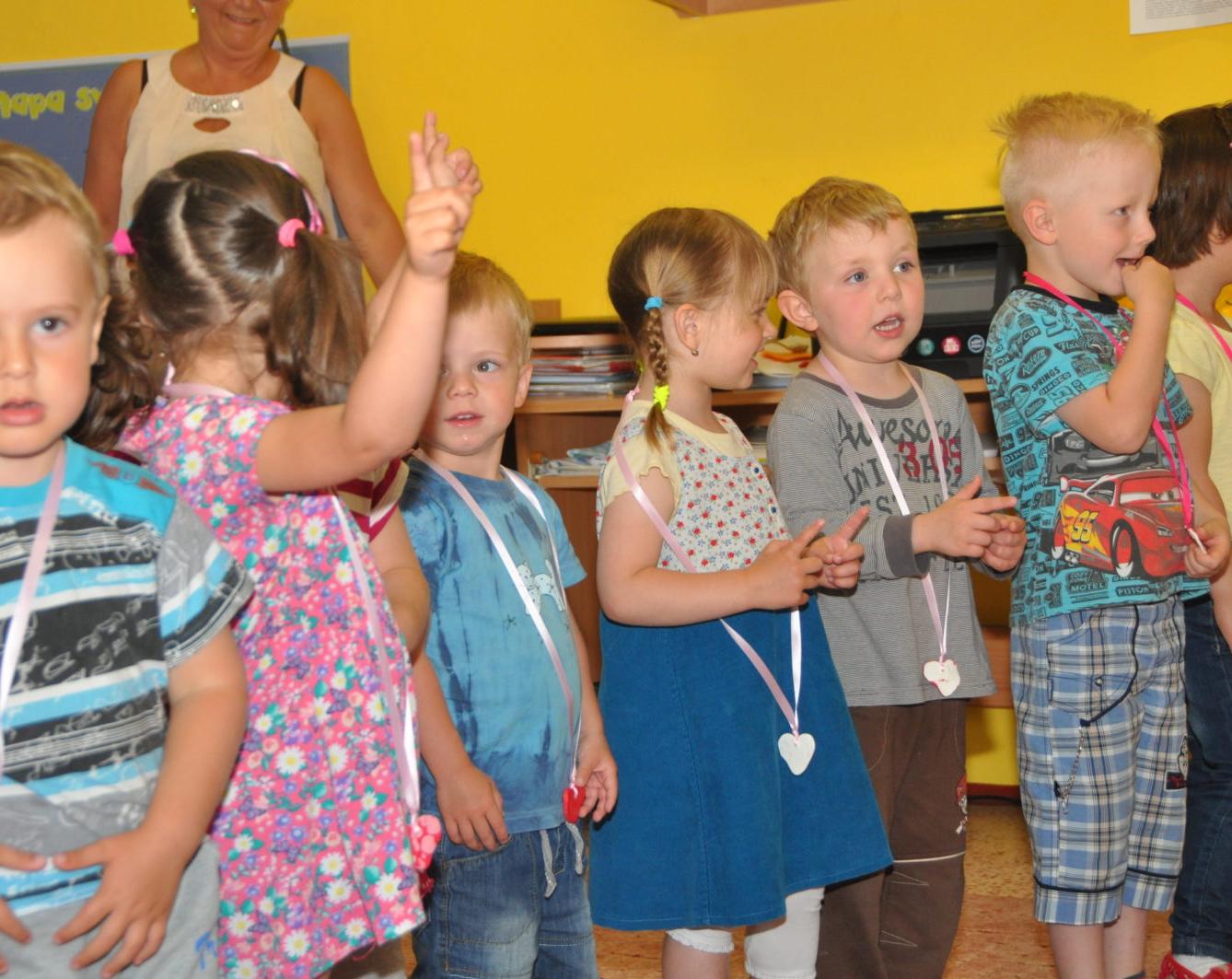 Besídka "Den maminek" - 15