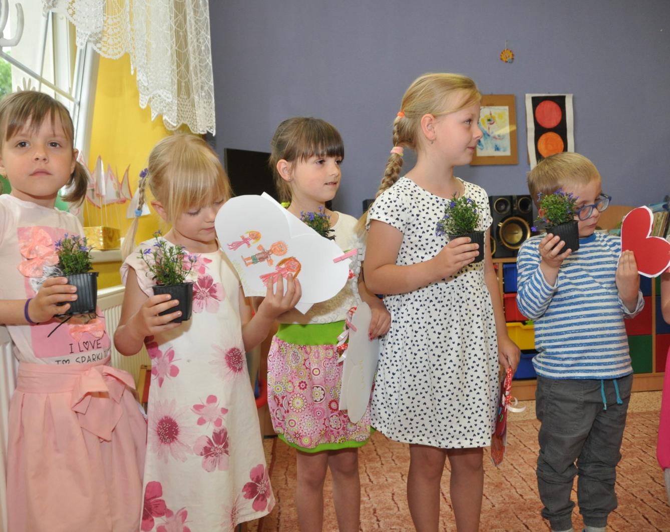 Besídka "Den maminek" - 41