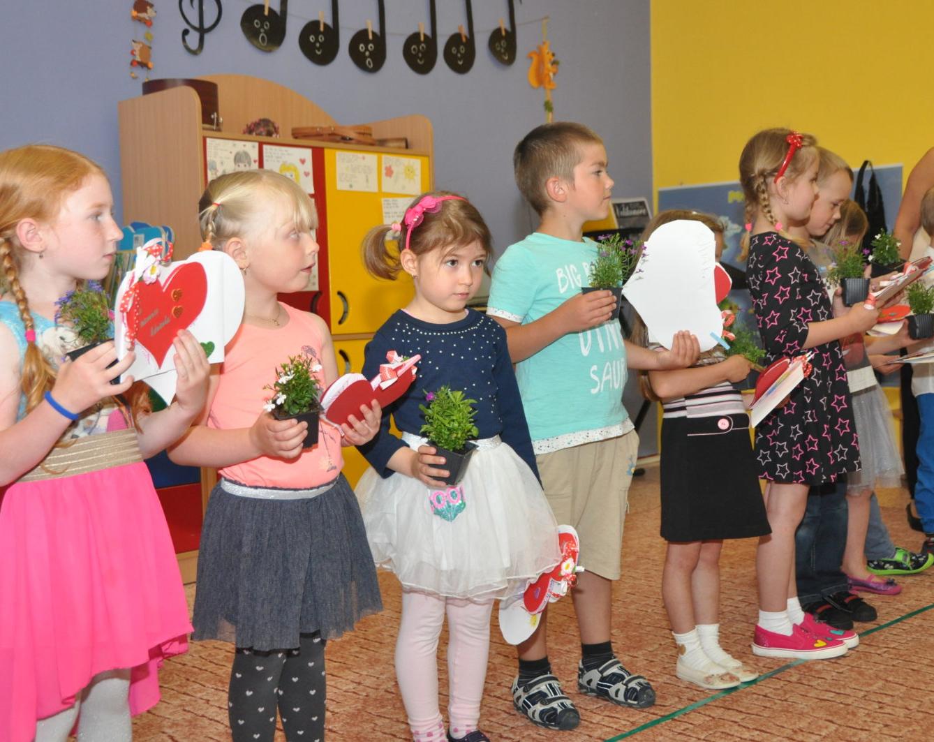 Besídka "Den maminek" - 43