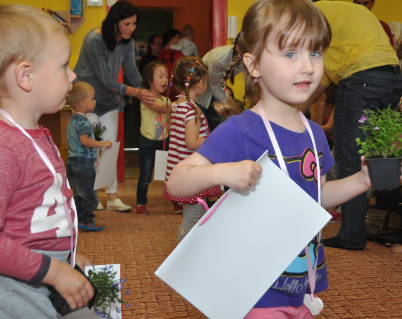 Besídka "Den maminek" - 48