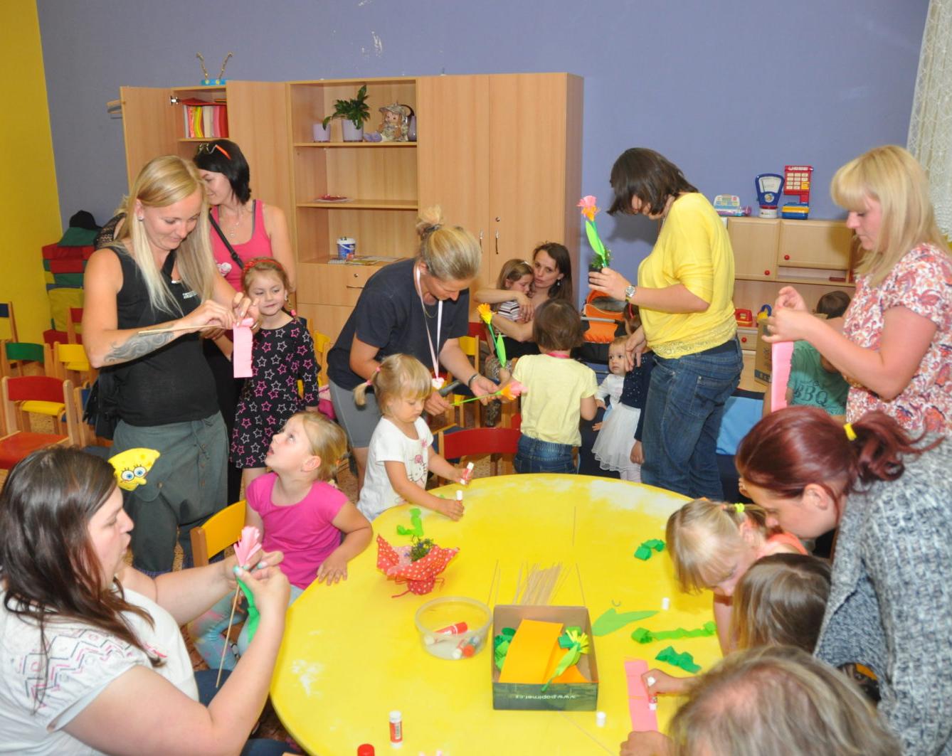 Besídka "Den maminek" - 78