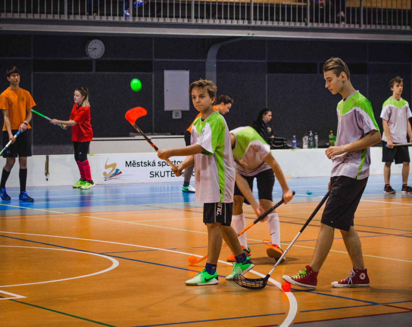 Florbalisté na kraji objektivem Katky Frimlové - 3