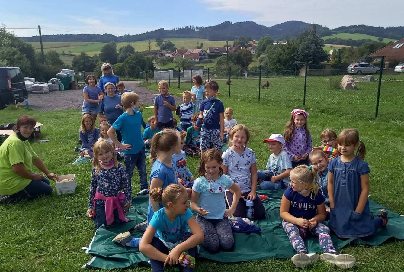 Družinka v zahradnictví - 17