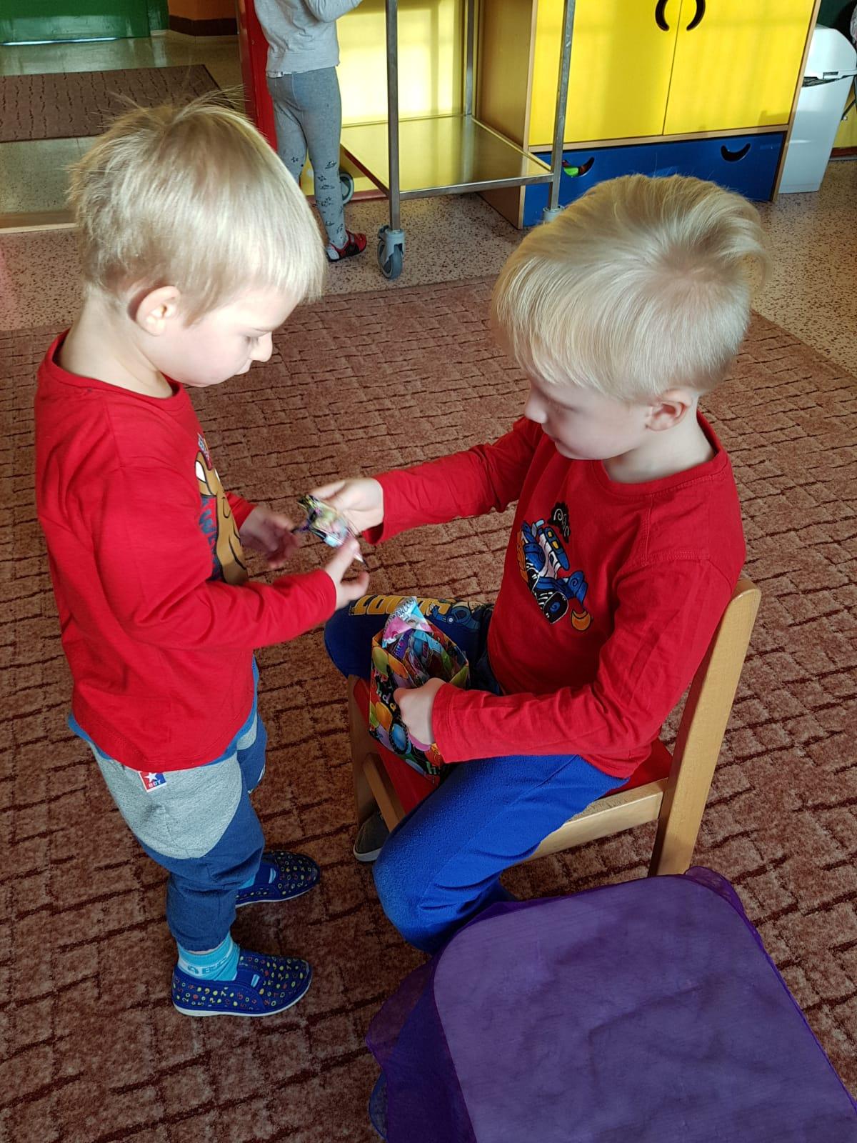 Brouči a Klokánci slaví: Stelinka a Jeníček, narozeniny - 2