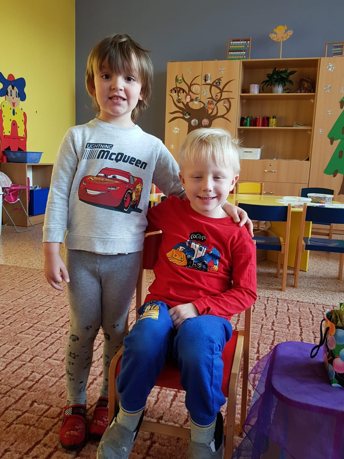 Brouči a Klokánci slaví: Stelinka a Jeníček, narozeniny - 4