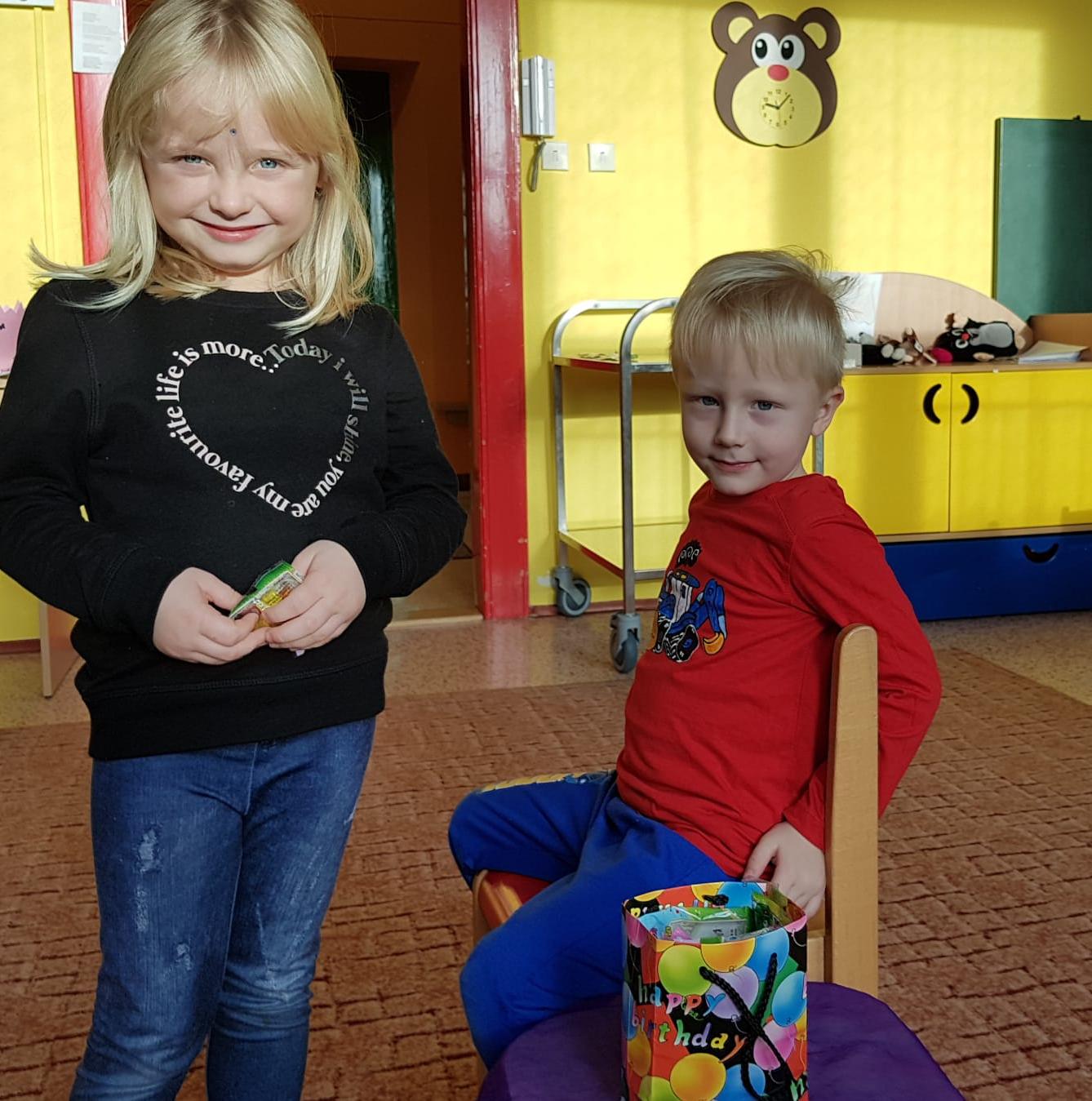 Brouči a Klokánci slaví: Stelinka a Jeníček, narozeniny - 6