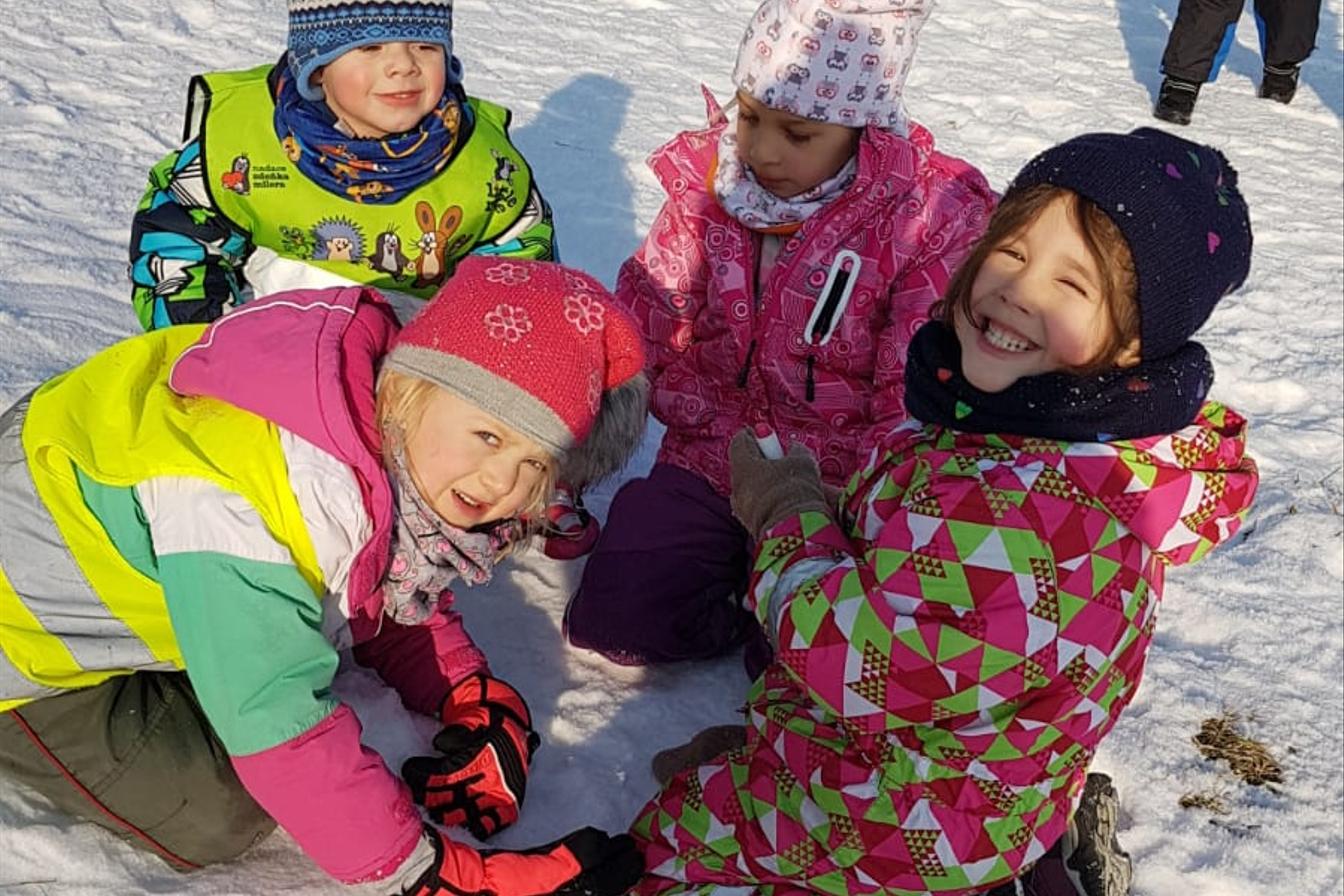 Sníh nás baví!!!!!