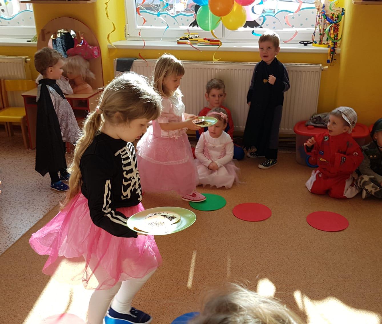 Karnevalové dopoledne v MŠ - 71