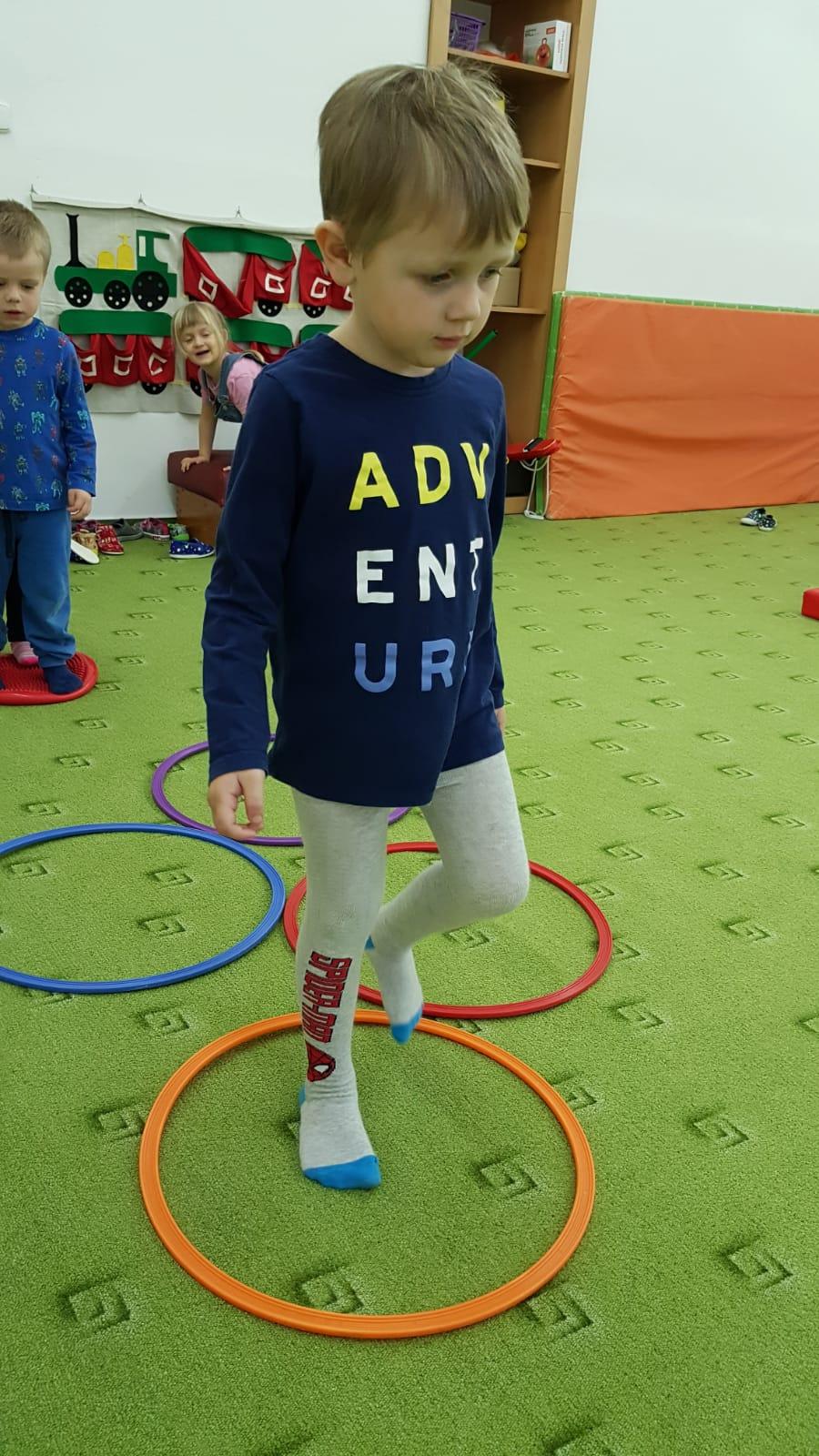 Broučci: v tělocvičně je to prima!!! - 2