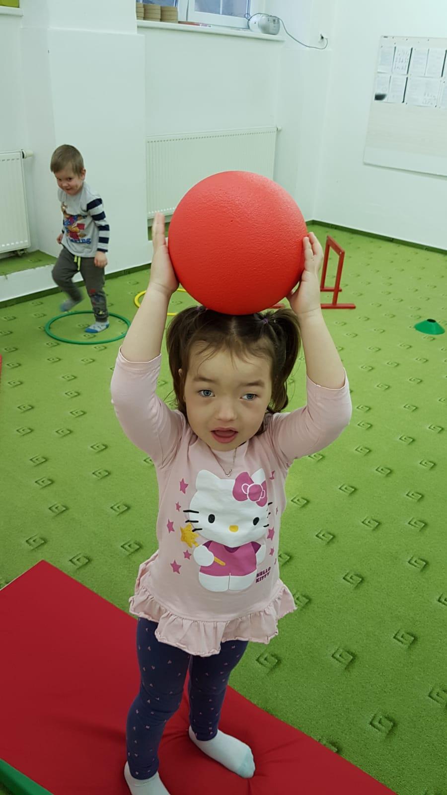 Broučci: v tělocvičně je to prima!!! - 19