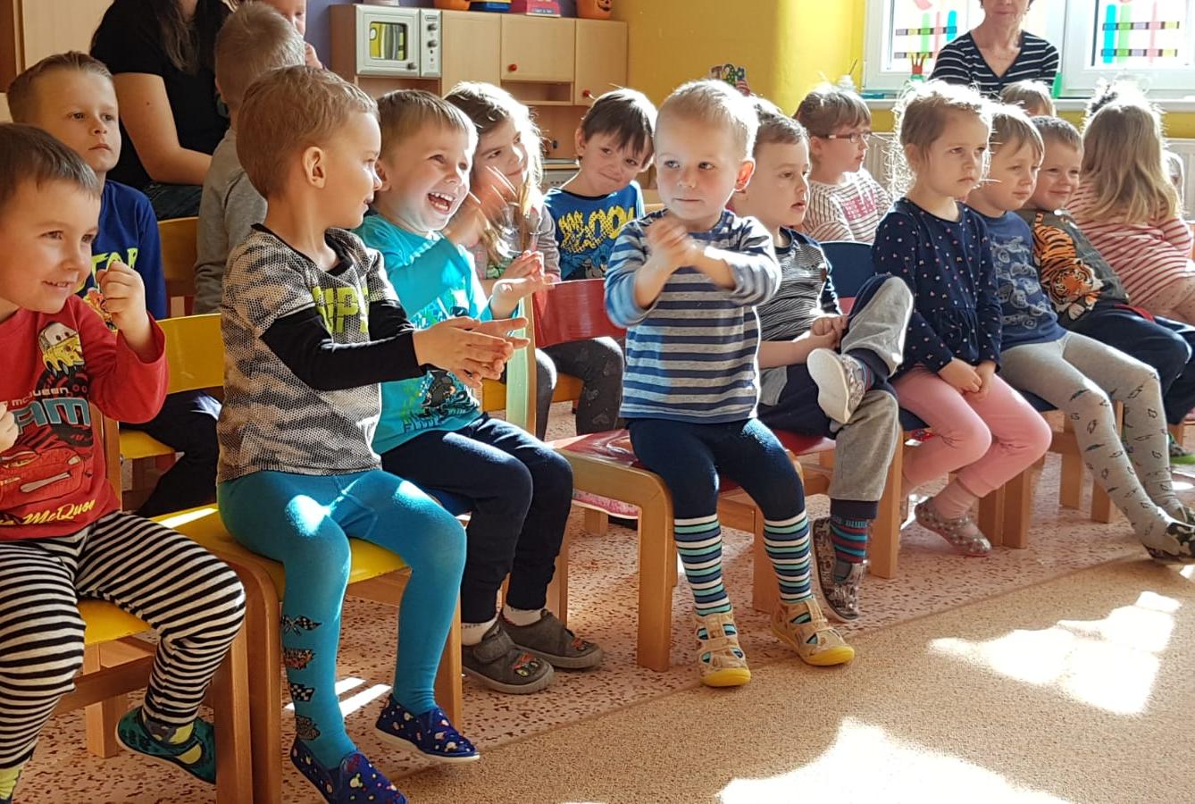 Divadýlko Kozlík: "O třech kůzlátkách" - 8