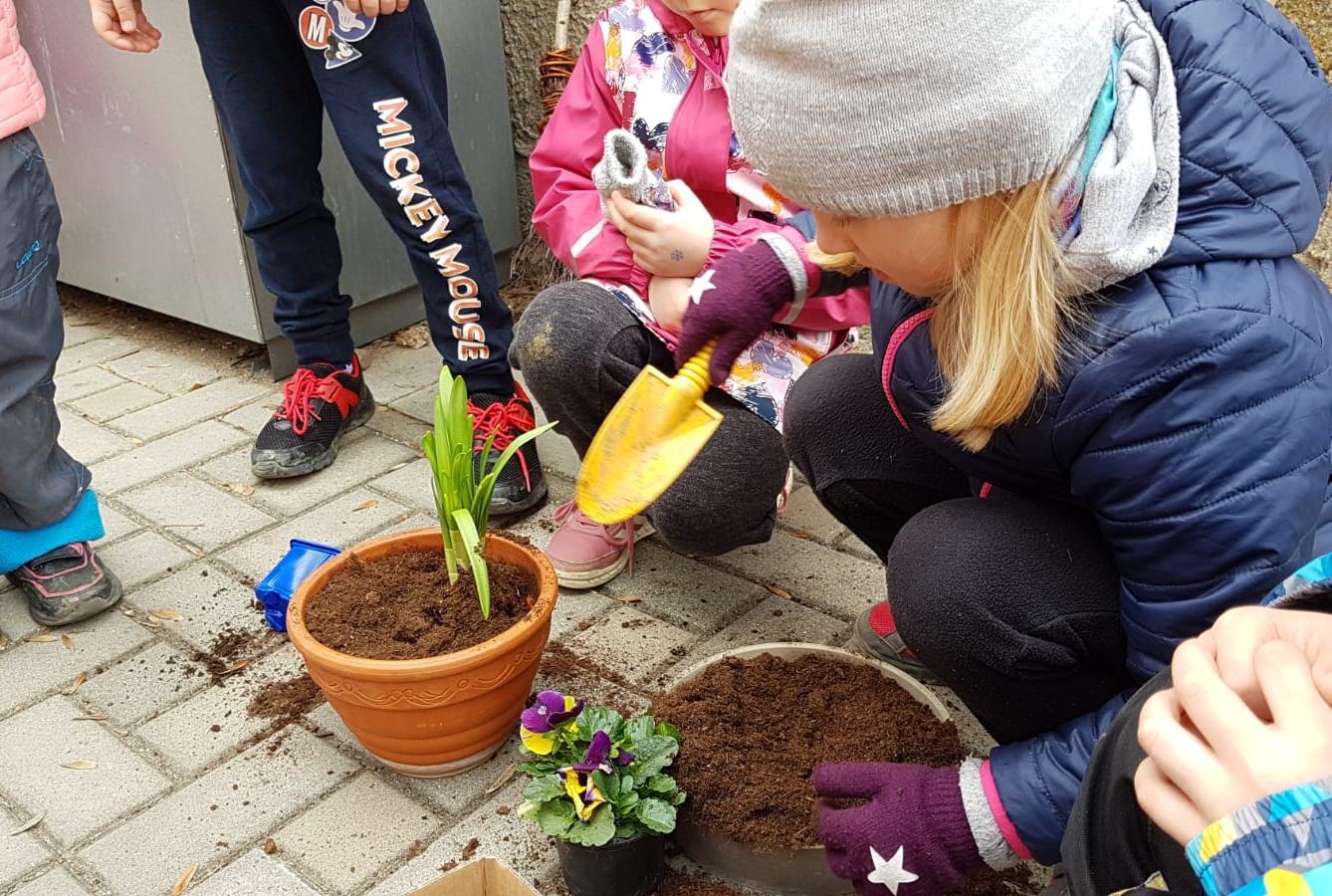 přivoláváme jaro do MŠ - 33