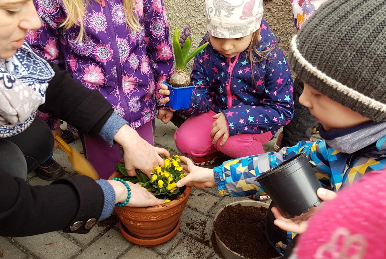 přivoláváme jaro do MŠ - 35