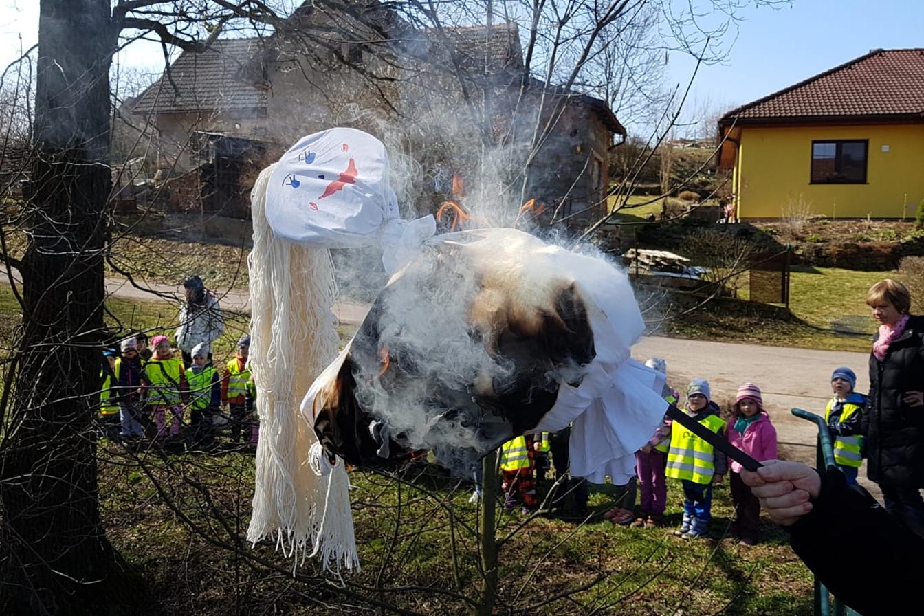 Morana, aneb: "Zimo, zimo, táhni pryč ......!