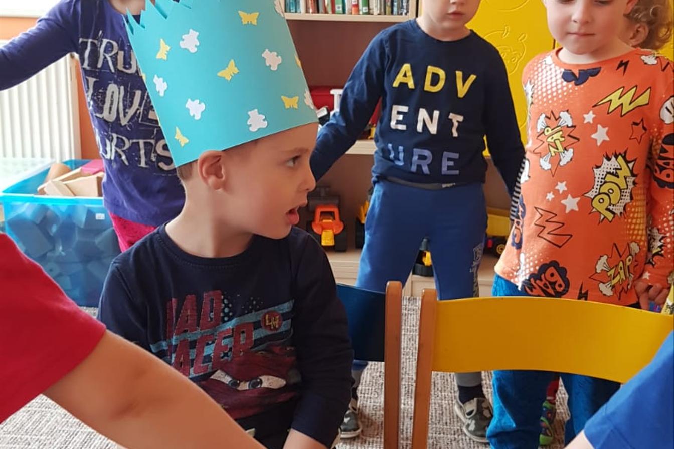 Broučci slaví: Štěpánek Š. měl narozeniny