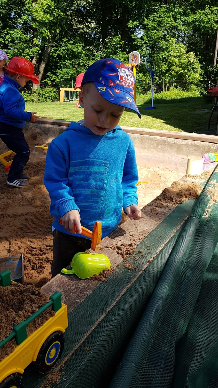 Užíváme zahrady - 13