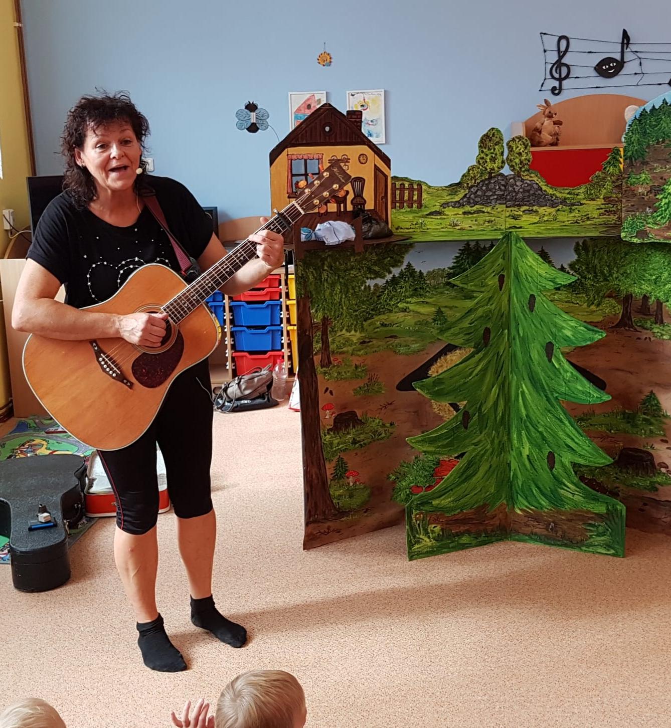 Divadýlko v MŠ: "Jak Jeníček zlobil" - 2