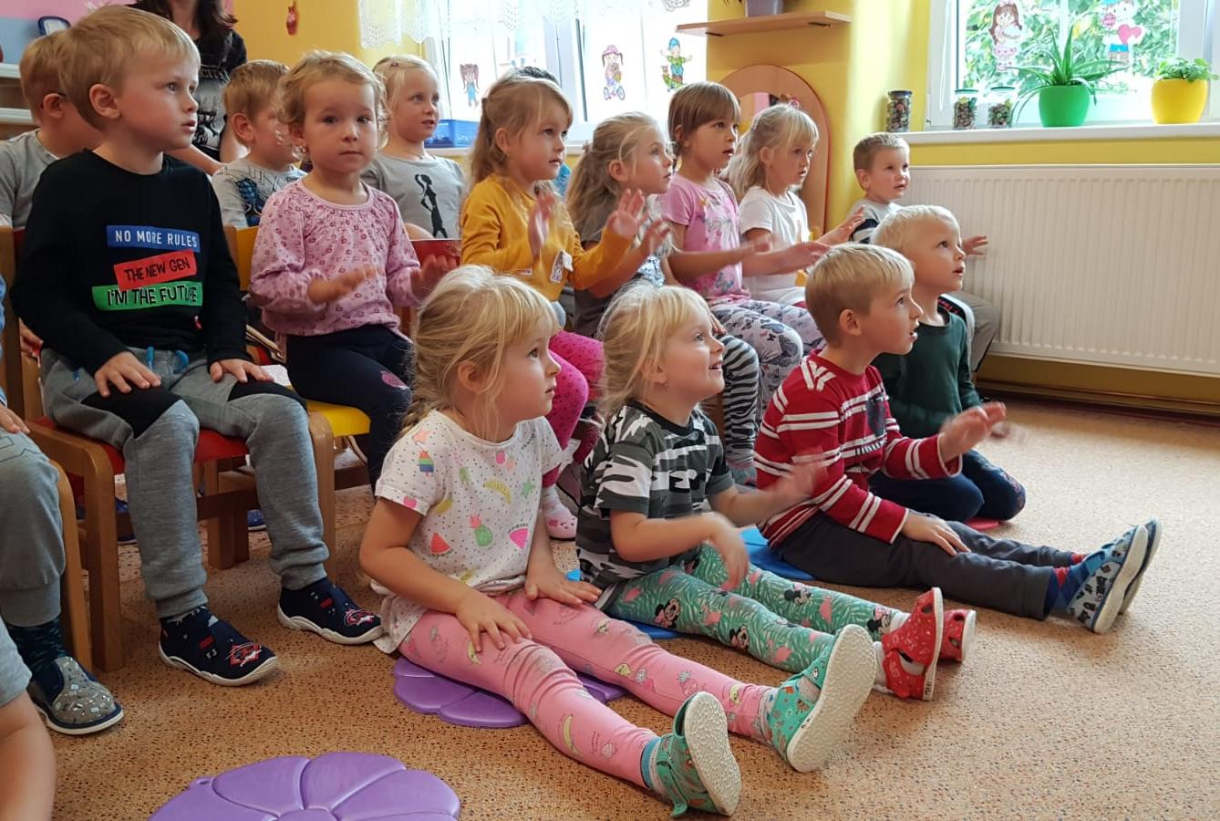 Divadýlko v MŠ: "Jak Jeníček zlobil" - 23