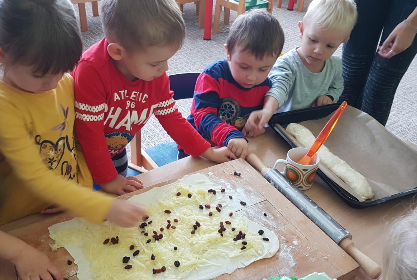 Broučci: "štrůdlíčkování" - 28