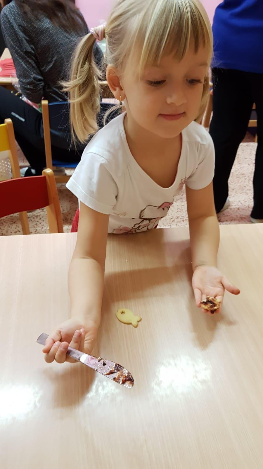 Zdobení perníčků a slepování lineckého - 20