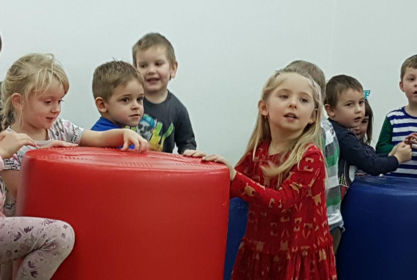 Bubenická show v MŠ - 11