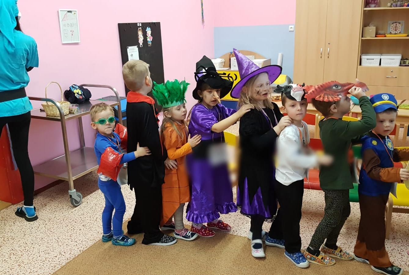 KARNEVALOVÉ DOPOLEDNE v MŠ - 4