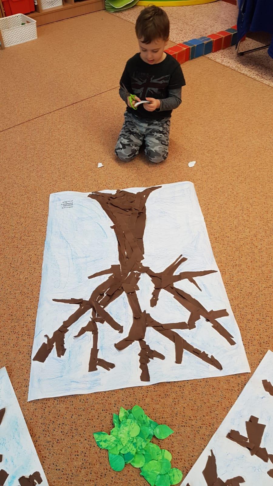 Vzpomínáme na školku: "Rozkvetlé jaro u Klokánků" - 16