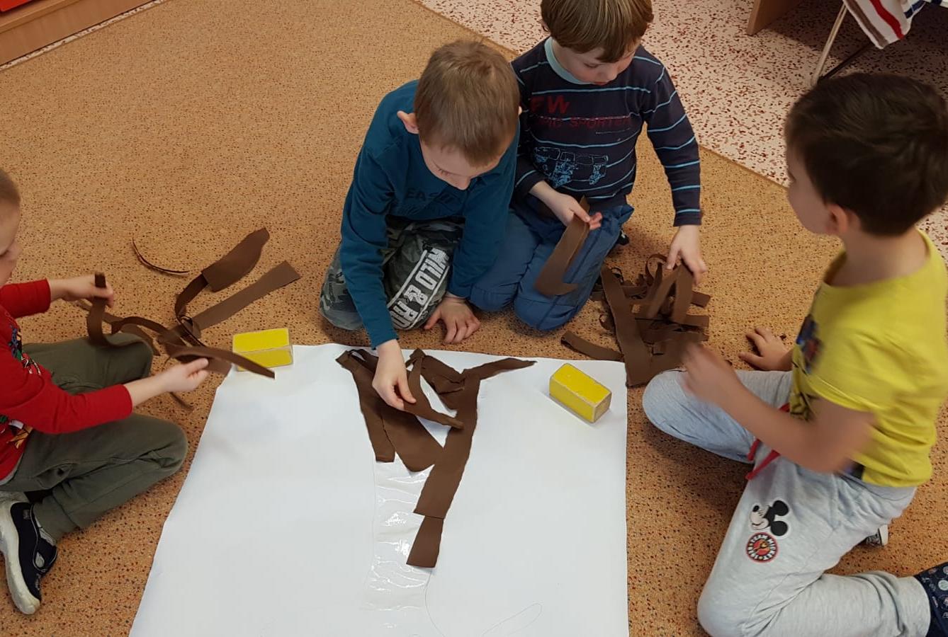 Vzpomínáme na školku: "Rozkvetlé jaro u Klokánků" - 30