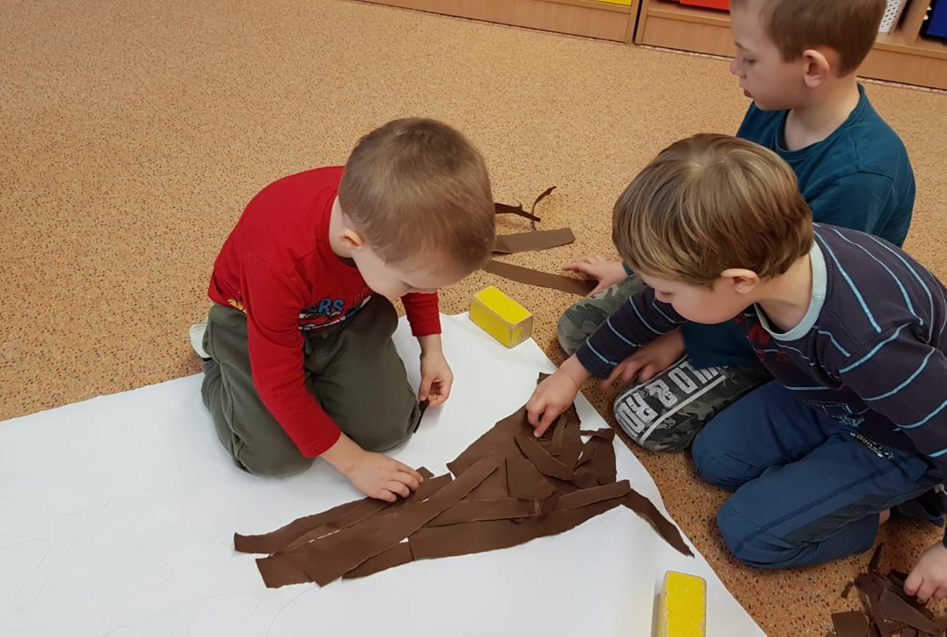 Vzpomínáme na školku: "Rozkvetlé jaro u Klokánků" - 34