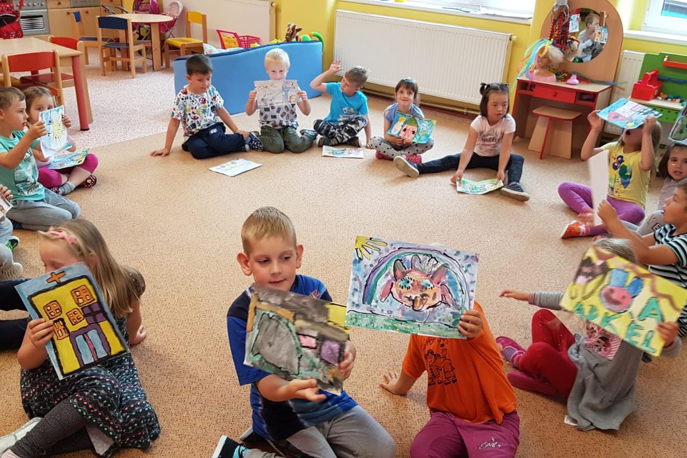 Klokánci: "malujeme do soutěže"