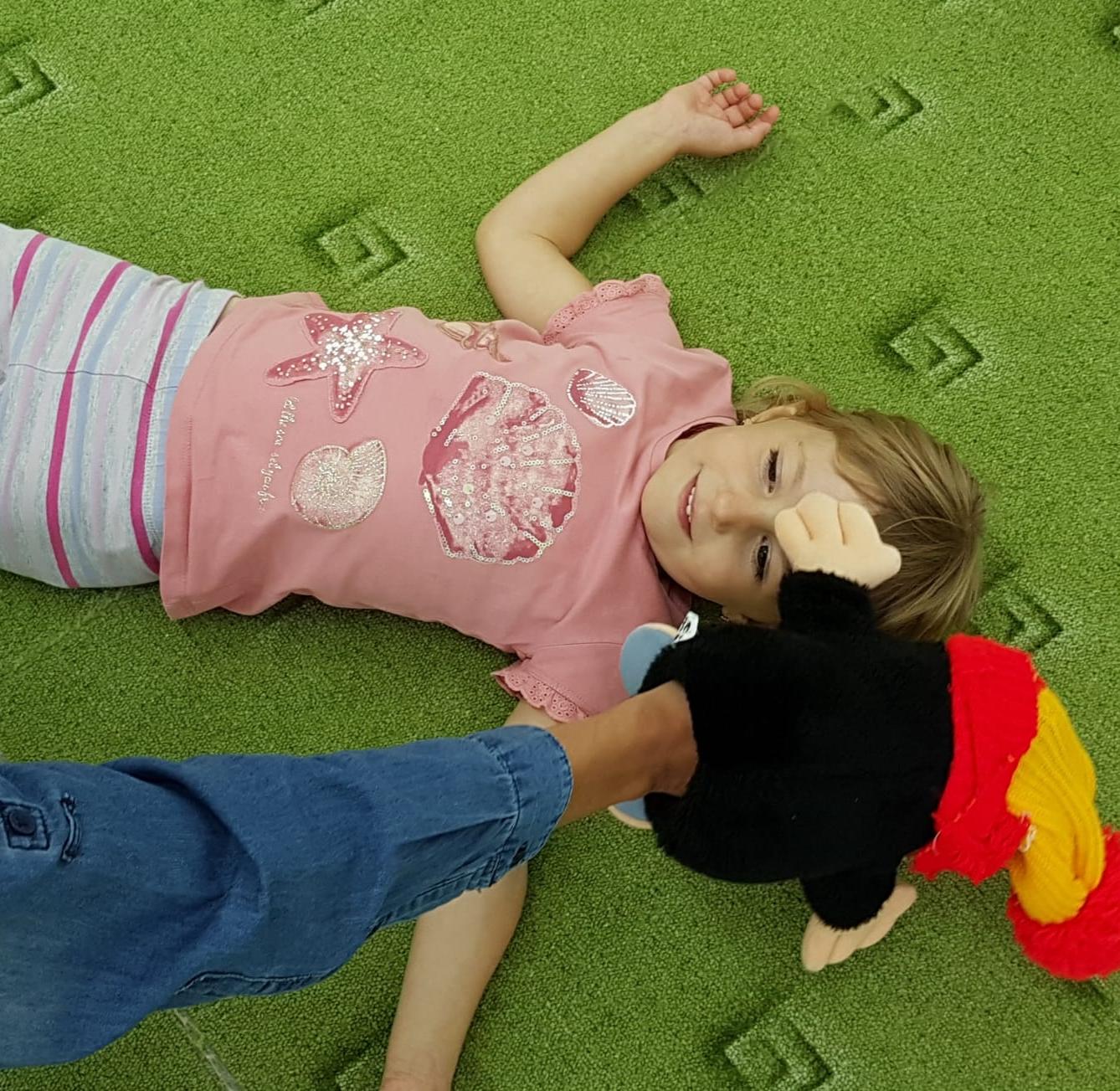 Broučci: "pracujeme a cvičíme" :-) - 1