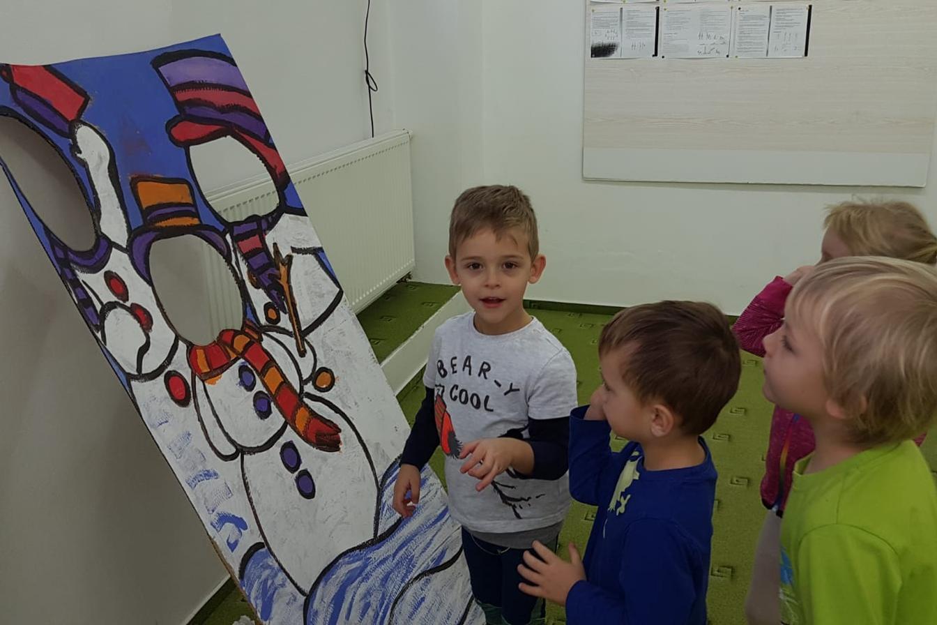 Broučci: sněhuláček panáček