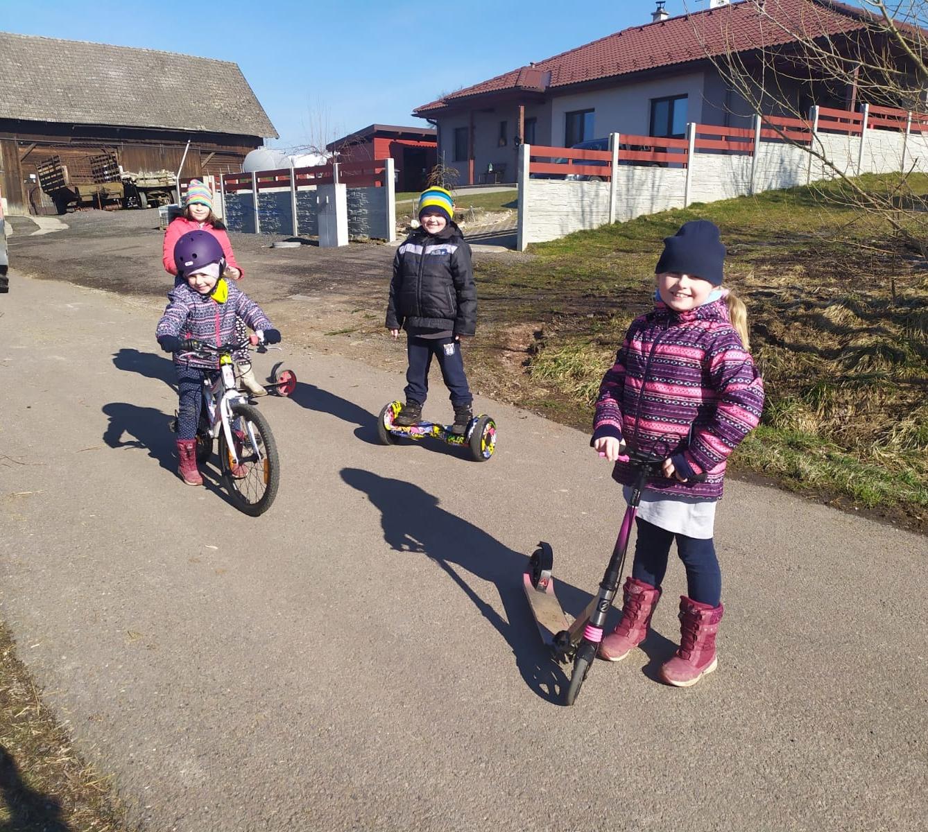 14. 3. distanční výuka u prvňáčků - 10