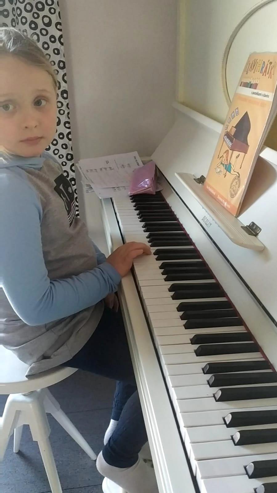 14. 3. distanční výuka u prvňáčků - 11