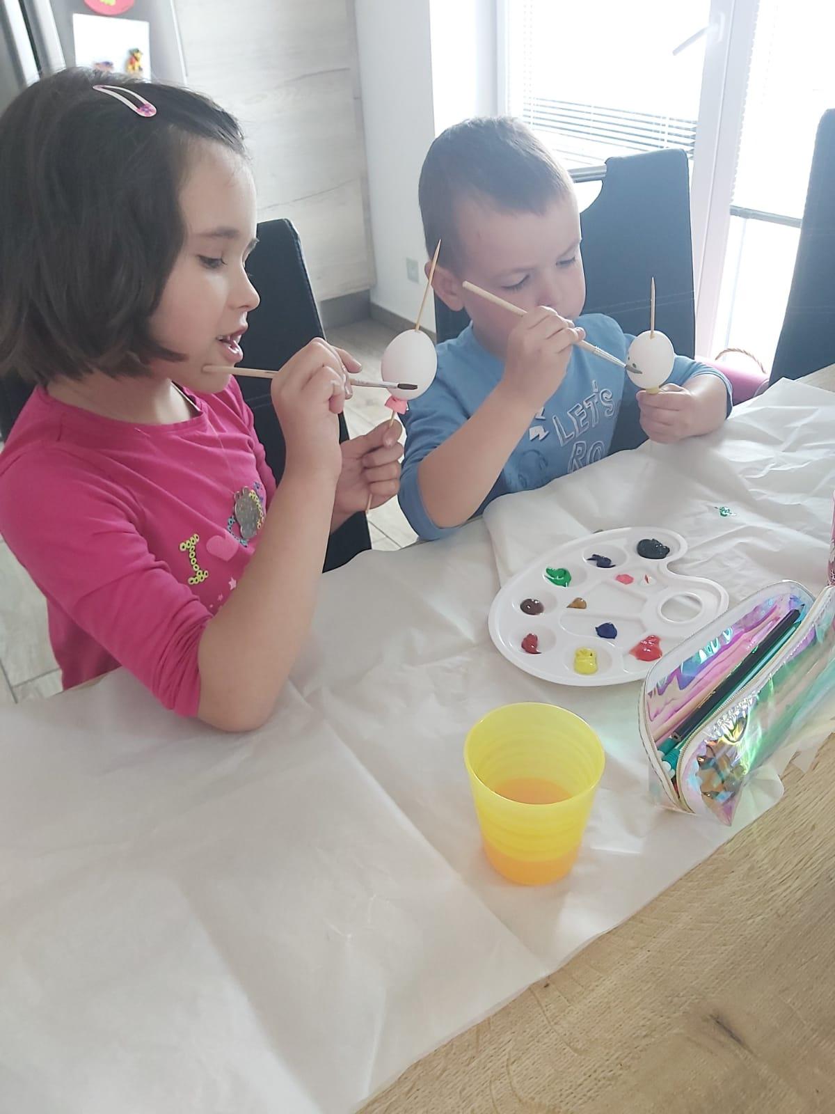 Distanční výuka v MŠ Kamarád - "Malované vajíčko" - mladší děti - 12